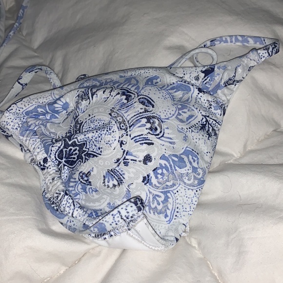 BRAND NEW TRIANGLE BIKINI TOP - Picture 5 of 6